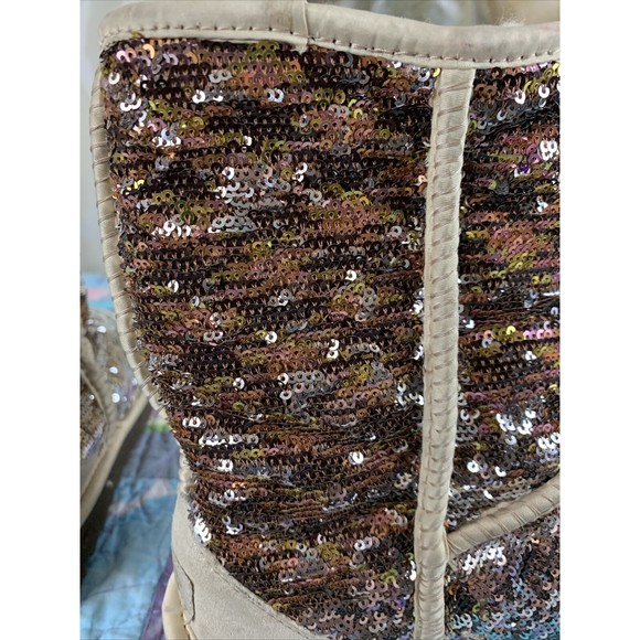Ugg Boots Womens Brown Multicolor Sequin Sheepskin Lining Size 5 - Picture 3 of 9